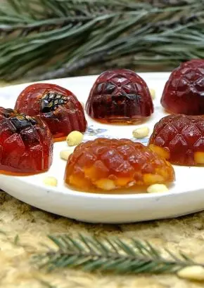 Мармелад сосновый ассорти с кедровыми орехами и с шишкой, 110 гр